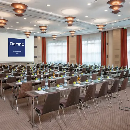 Dorint An Der Messe מלון 4*