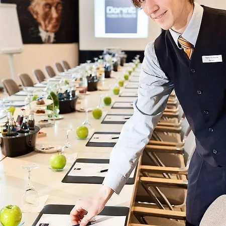 Dorint An Der Messe Szálloda Köln
