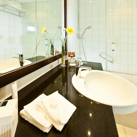 Hotel Dorint An Der Messe Cologne