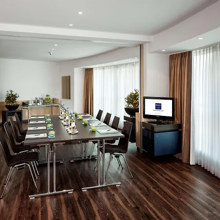 Dorint An Der Messe Hotel Cologne