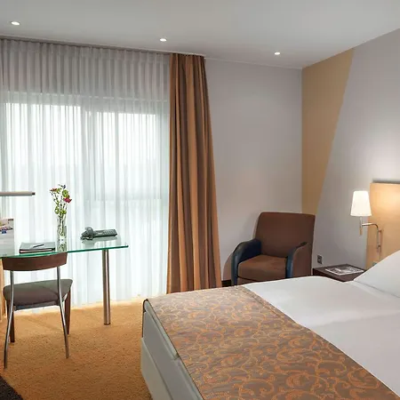 Hotel Dorint An Der Messe Cologne