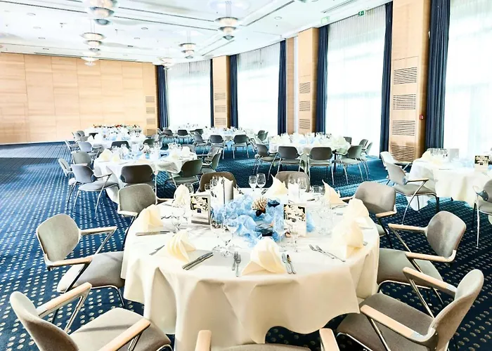 Hotel Dorint An Der Messe 4*