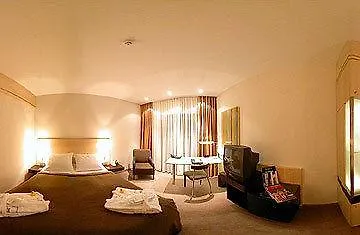 Dorint An Der Messe Colonia