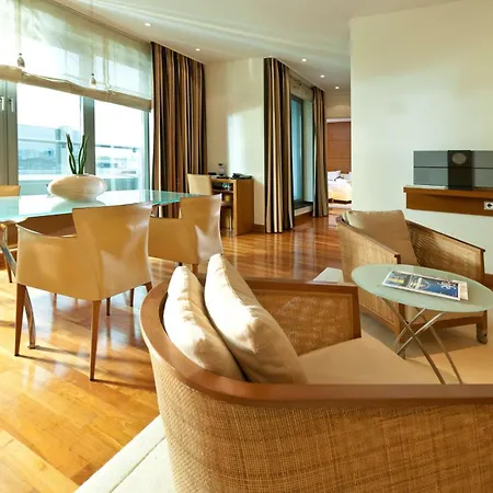 Dorint An Der Messe 4*