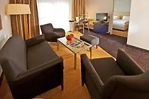 도린트 암 데어 메세 4*