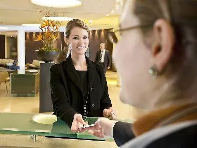 도린트 암 데어 메세 4*