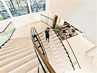 도린트 암 데어 메세 호텔 4*