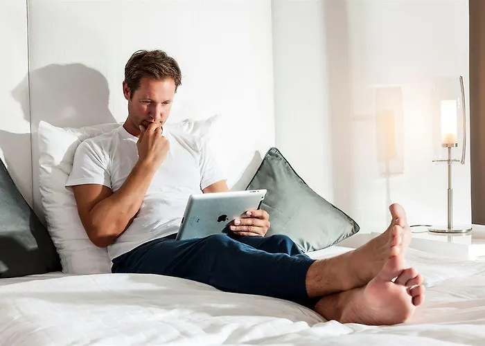 Dorint An Der Messe 4*